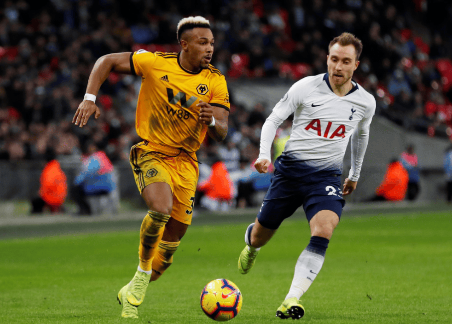 于根伟考察收官战主场场地：前些天草皮一直在开地暖加紧养护（于根伟实地查看收官战主场：草皮此前持续开启地暖加速养护）