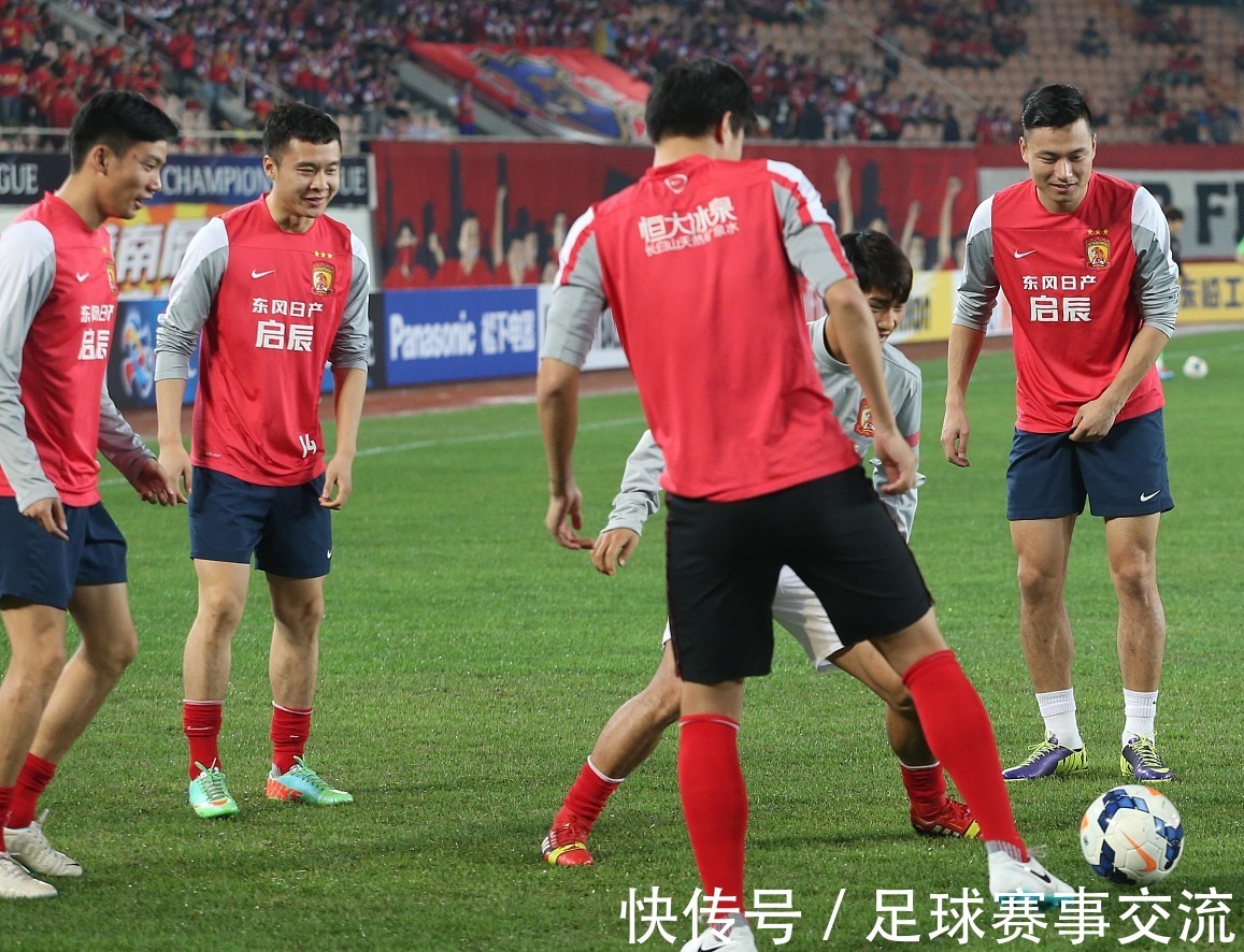 全网首发，足球纪录电影《决战梭鱼湾》明日12：00登陆爱奇艺（《决战梭鱼湾》足球纪录电影将于明日12：00在爱奇艺独家上线）