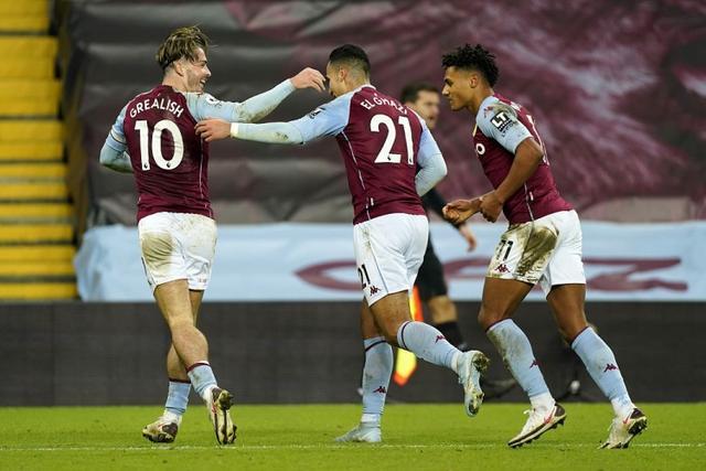 英超半场：西蒙斯传射，里沙利松破门，热刺2-0布伦特福德（英超半场战报：热刺2-0布伦特福德，西蒙斯传射建功，里沙利松破门）