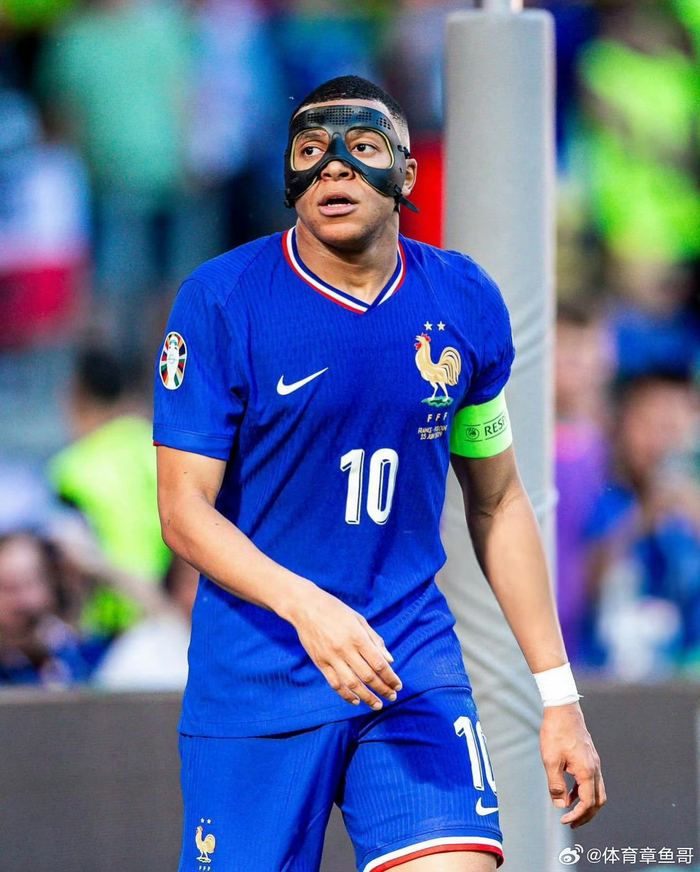 半场战报：阿森纳1-1拜仁，廷贝尔破门，伦纳特-卡尔扳平（半场战况：阿森纳1-1拜仁，廷贝尔先拔头筹，伦纳特-卡尔扳平比分）