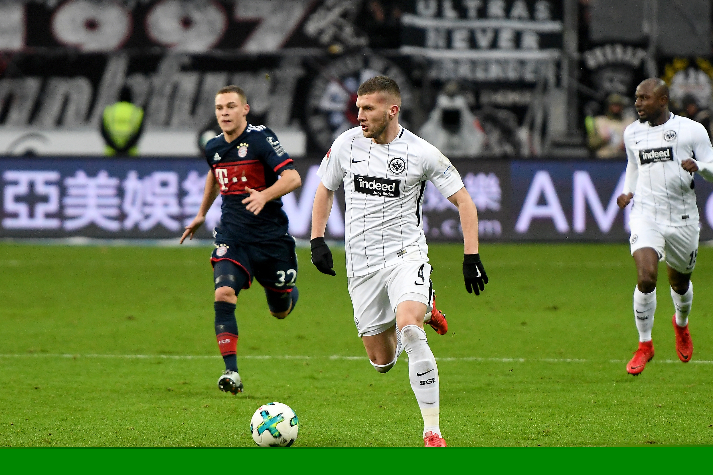 斯基拉：罗马正在计划和詹卢卡-曼奇尼续约至2029年（斯基拉：罗马拟与詹卢卡-曼奇尼续约，合同至2029年）