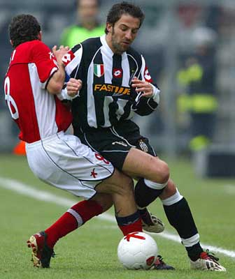 意媒：迈尼昂续约可能性越来越渺茫，米兰想求购皇马卢宁等人