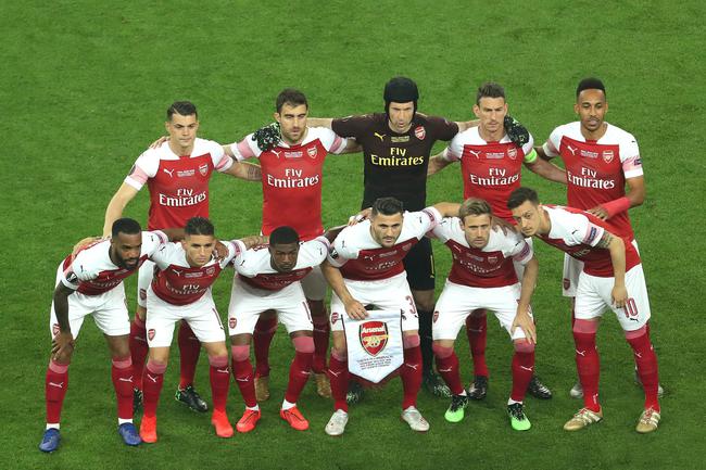 世体：热刺将久保建英列入冬窗引援名单，球员解约金6000万欧（世界体育报：热刺将久保建英纳入冬窗引援清单，解约金为6000万欧元）