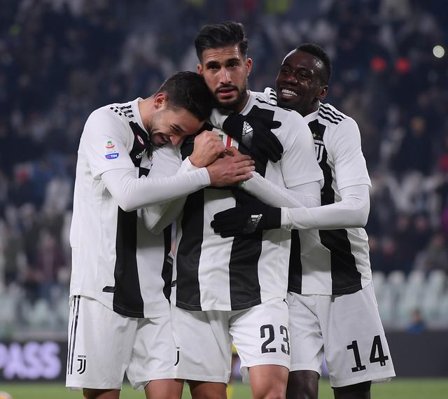 比利时11月世预赛大名单：库尔图瓦领衔，多库、特罗萨德在列（比利时公布11月世预赛名单：库尔图瓦领军，多库、特罗萨德入选）