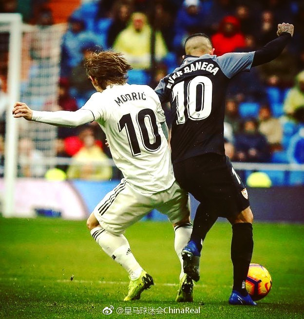 科勒：建议施洛特贝克留在多特；拜仁得留下正处于巅峰的于帕（科勒建议施洛特贝克留守多特，称拜仁应续留巅峰期的于帕）