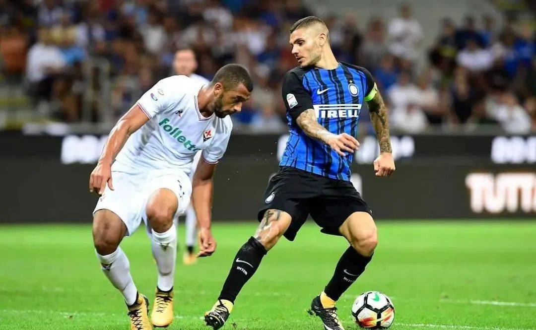 爱德华兹第三节7中5轰13分，带领森林狼追平比分（爱德华兹第三节7投5中砍13分，助森林狼扳平比分）