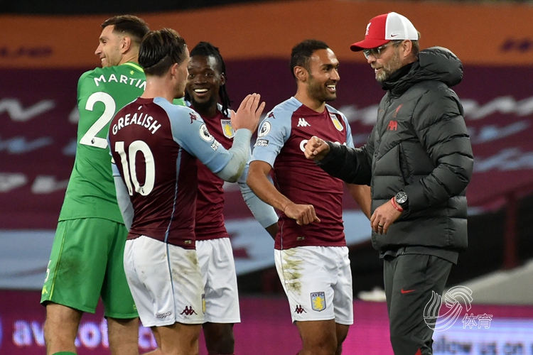 萨巴蒂尼：如今的意大利缺领袖气质，足协很多决定也都很草率（萨巴蒂尼直言：当下意大利队缺少领袖气场，足协多项决策过于仓促）