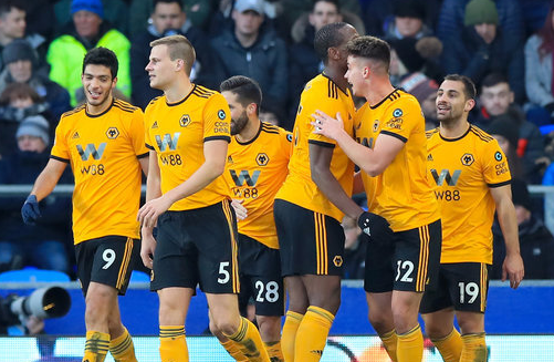 五大联赛仍有三支球队联赛不胜：狼队、维罗纳、佛罗伦萨（五大联赛仅剩三队未尝胜绩：狼队、维罗纳、佛罗伦萨）