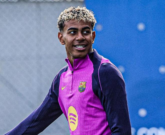 欧冠半场：詹姆斯助攻佩德罗破门，切尔西暂1-0亚特兰大（欧冠中场战报：詹姆斯送助攻佩德罗建功，切尔西暂以1-0领先亚特兰大）