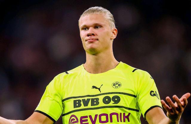 替补球员关键进球逆转比赛局势